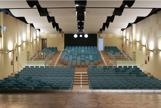 cinema_teatro_fusignano.jpg